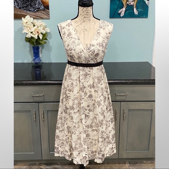 Banana Republic | Floral Tea Dress| Silk Blend Lined | Size 2 | NWT - Picture 3 of 16
